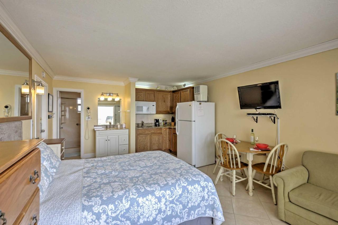 Daytona Beach Studio With Oceanfront Balcony And Pool! Bagian luar foto