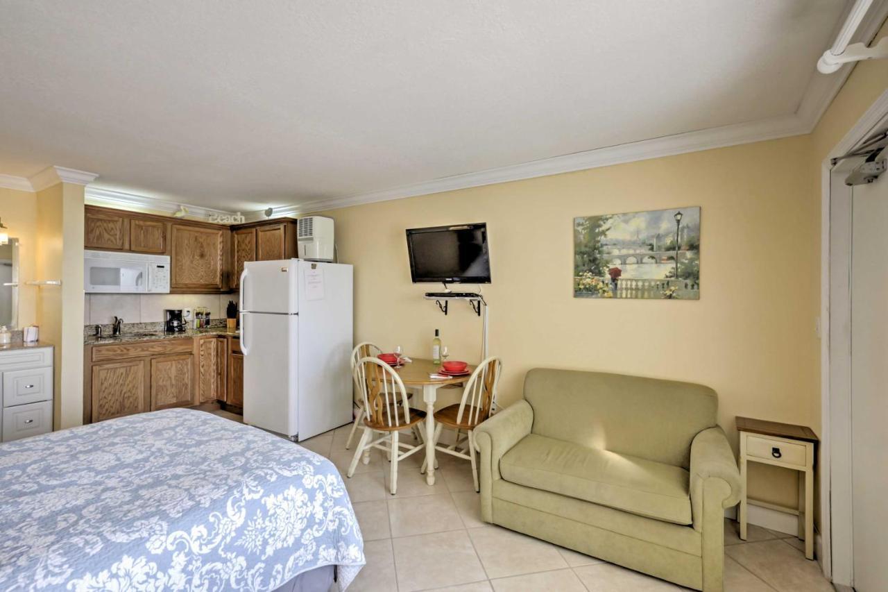 Daytona Beach Studio With Oceanfront Balcony And Pool! Bagian luar foto